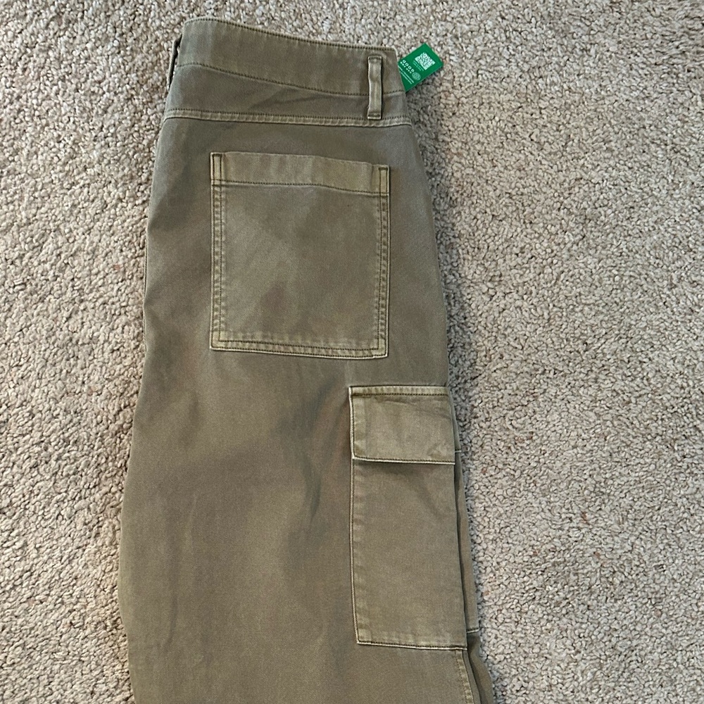 🌀NWT women’s petite loose cargos - Picture 11 of 11